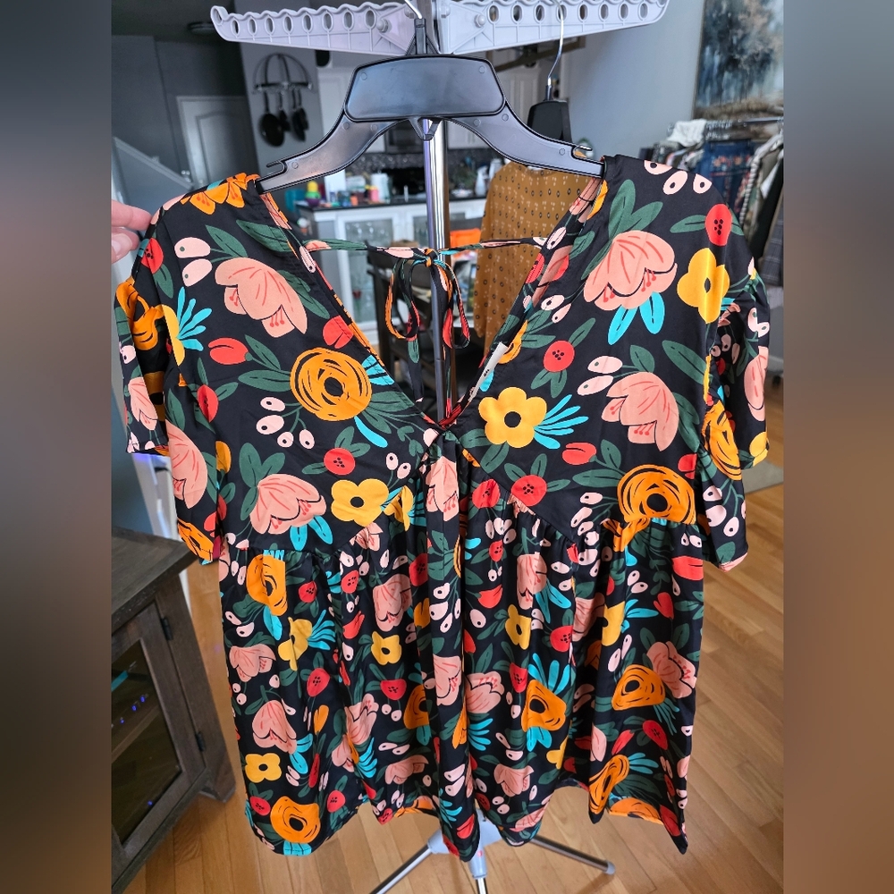 entro Black Floral Tie-Back Top with Orange & Yellow Blooms